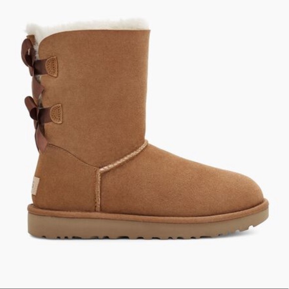 UGG Bailey Bow ll - Picture 3 of 15